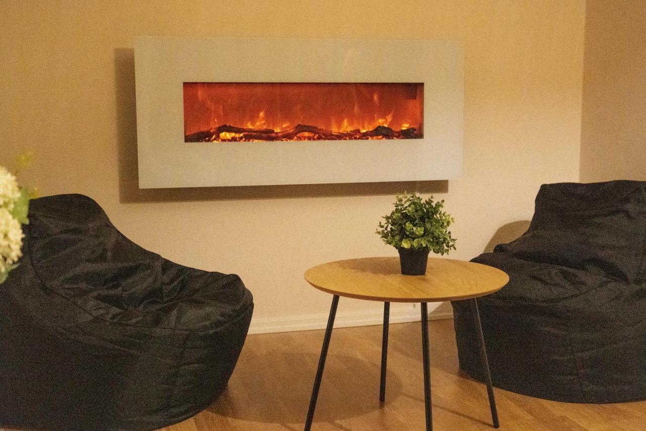 Design Apartment With Lake View, Sauna, Fireplace Rovaniemi Buitenkant foto