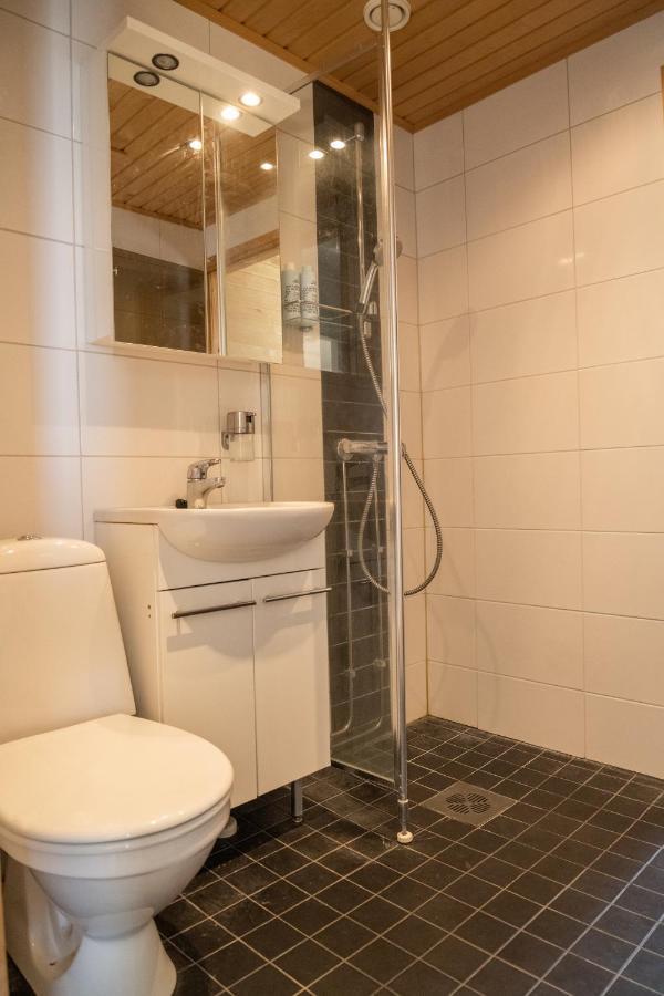 Design Apartment With Lake View, Sauna, Fireplace Rovaniemi Buitenkant foto